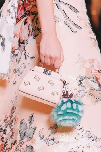 你那么聪明，把小心机用在穿衣服上好不好?