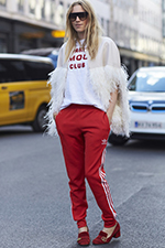 想要时尚话语权 请穿标语衫